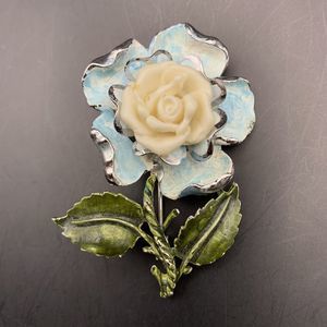 Pegasus Coro Flower Brooch Pin Light Blue Enamel White Plastic Long Stem Vintage